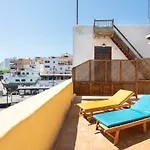 La Muralla Apartment *
