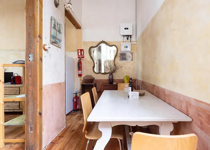 La Muralla Apartament *